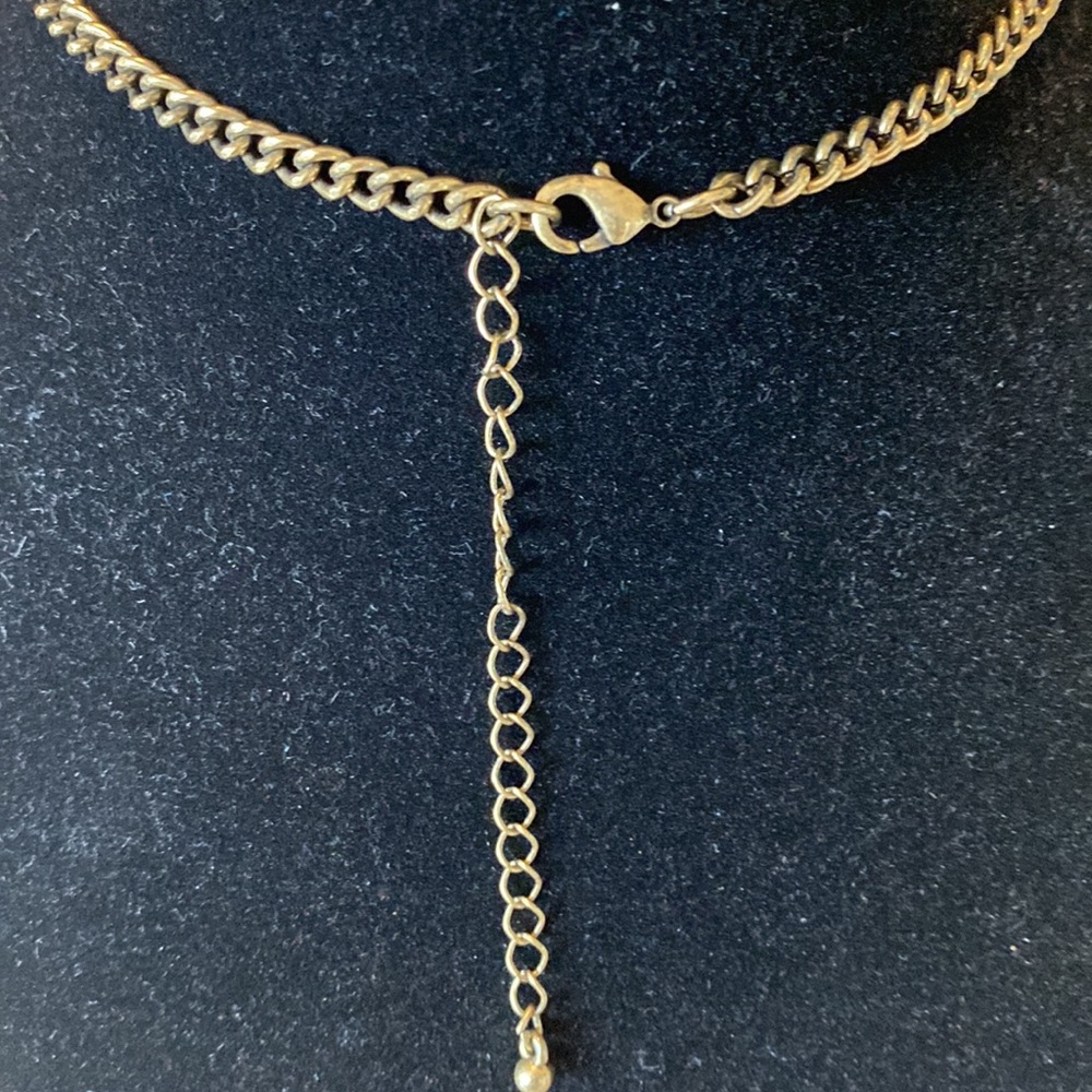 Target Statement Necklace - Picture 2 of 2